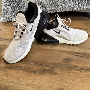 Nike Air Max 270 Vast Gray Black Running Shoes